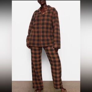 Skims Plaid Sleep Set Jasper Buffalo
Check Size 4X Holiday PJs
